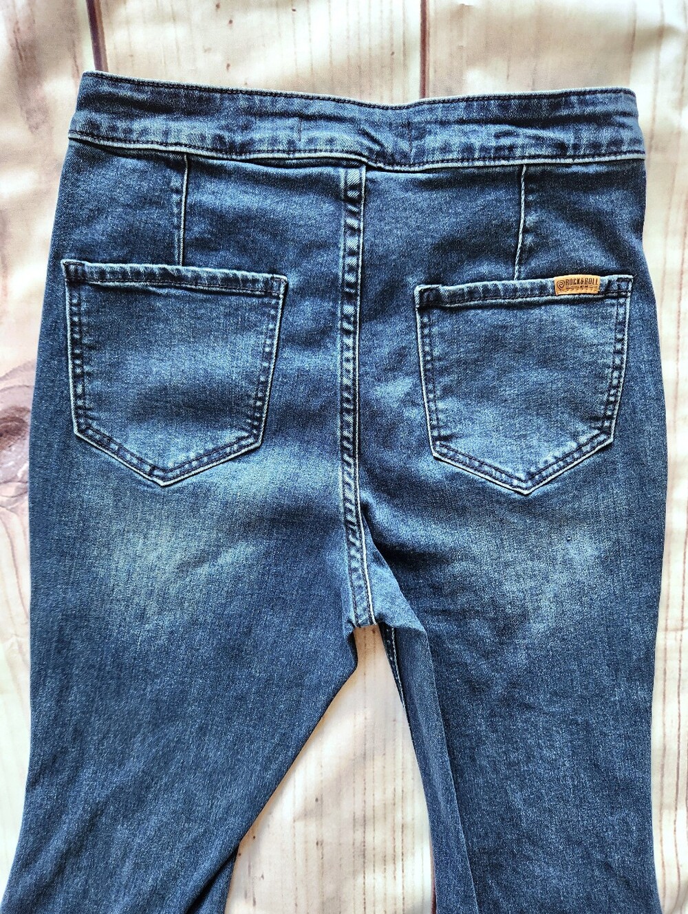 Rock & Roll Cowgirl "High Rise Bell Bottom Jean" Flare Blue | Women's Size 29 - Picture 11 of 15